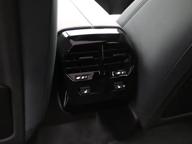 BMW iX xDrive60 2026 Elektrisch 16