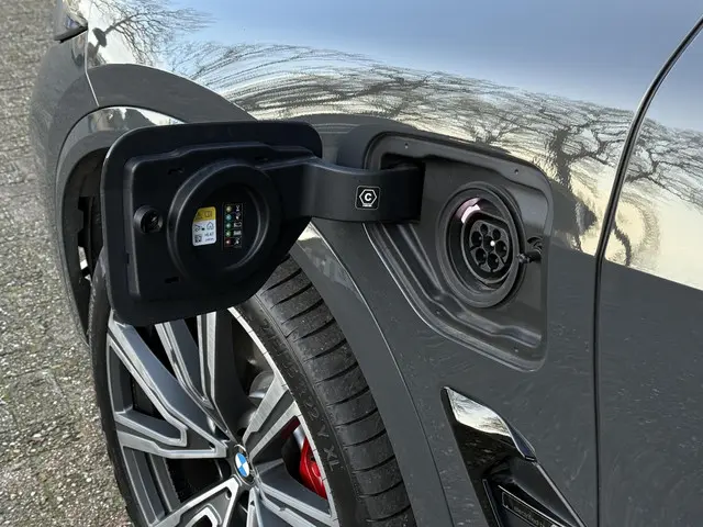 BMW X5 xDrive50e M SPORT 2023 Hybride Benzine 13