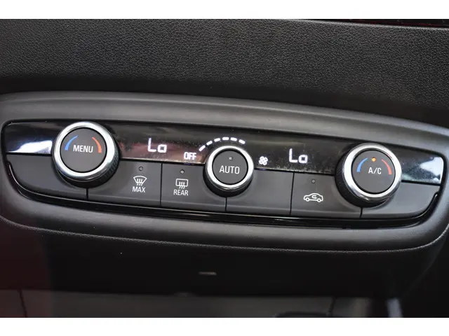 Opel Crossland 1.2 Turbo Level 4 2023 Benzine 17