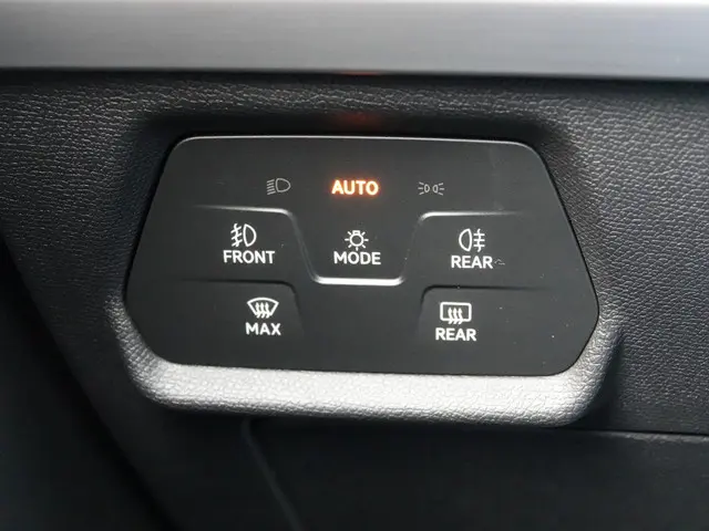 SEAT Leon 1.5 eTSI FR 150PK 2023 Hybride Benzine 28