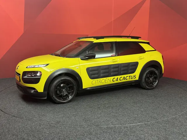 Citroën C4 Cactus 1.2 VTi Feel 2015 Benzine 21