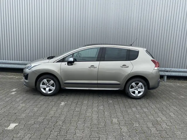 Peugeot 3008 1.6 THP Style 2015 Benzine 10