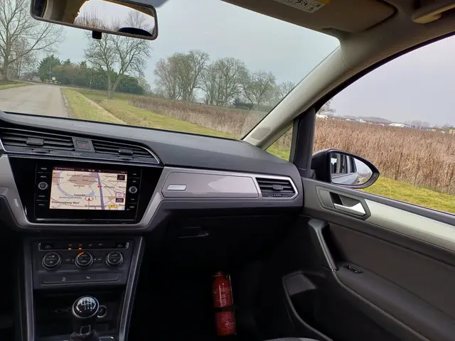 Volkswagen Touran TSI Comfortline 7-Pers. 2019 Benzine 29