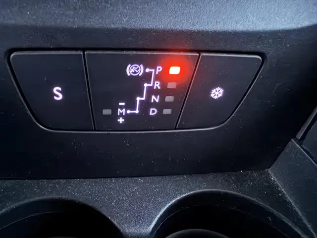 Citroën C3 1.2 Automaat, CarPlay S&S Shine 2017 Benzine 14