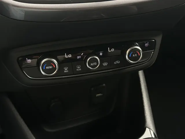 Opel Crossland X 1.2 Turbo Innovation 2018 Benzine 23