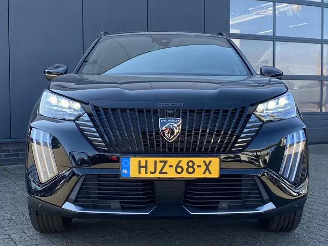 Peugeot e-2008 3