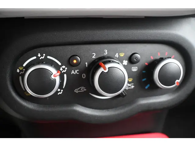 Renault Twingo SCe 70 Collection 2016 Benzine 15