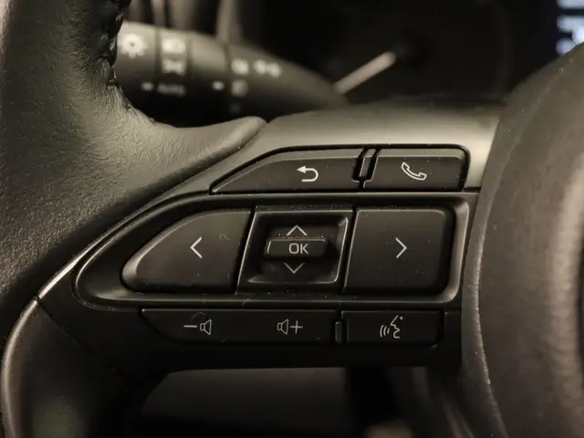 Toyota Yaris 1.5 Hybrid 115 Active 2024 Hybride Benzine 19