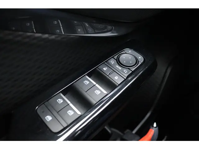 Toyota Urban Cruiser Dynamic 61 kWh, 2026 Elektrisch 18