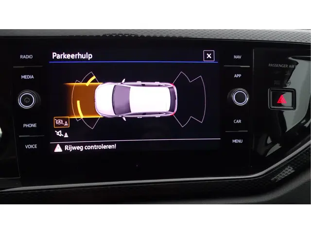 Volkswagen Polo 1.0 TSI Life M'23 2022 Benzine 32