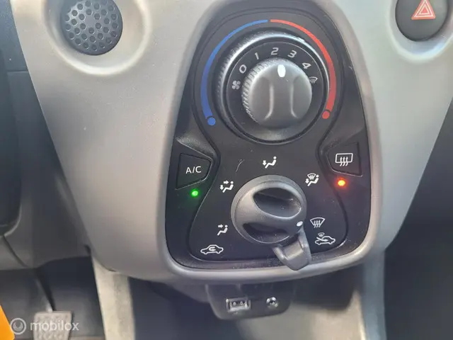 Peugeot 108 1.0 e-VTi Active Lage km stand!!! 2021 Benzine 21