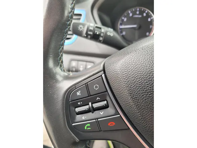 Hyundai i20 1.0 T-GDI Go! 2016 2016 Benzine 25