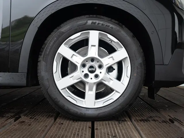 MINI Countryman E 2025 Elektrisch 6