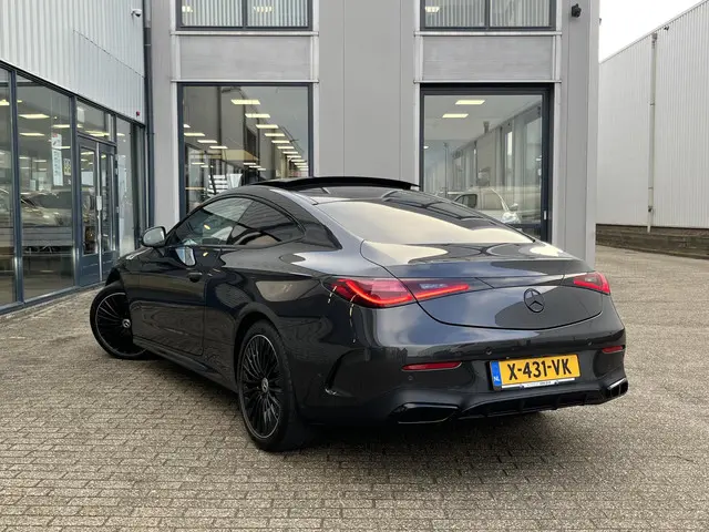 Mercedes-Benz CLE Coupé 200 AMG Line 2024 Benzine 31