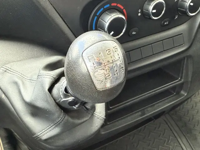 Iveco Daily 3.0 180 PK L3-H3 * Dubbellucht * 2016 Diesel 10