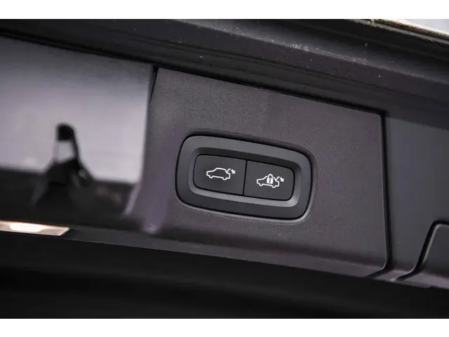 Volvo V90 2.0 T8 AWD Inscription 2020 Hybride Benzine 40
