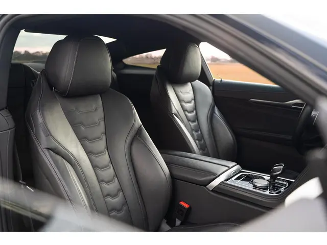 BMW 8 Serie 840d Coupe X-Drive M Sport 2021 Diesel 9