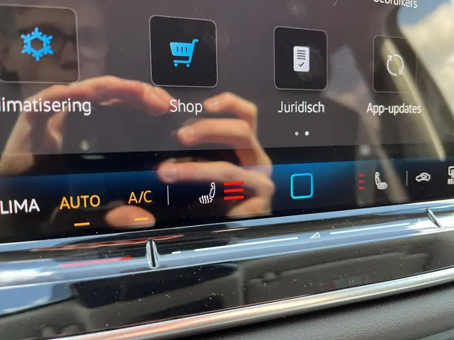 Volkswagen Tiguan 1.5 eHybrid Life Edition 2025 Benzine 29