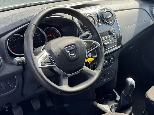 Dacia Sandero 0.9 TCe Laureate 2017 Benzine 6