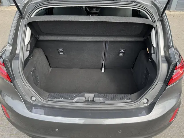 Ford Fiesta 1.0 ECOBOOST HYBRID TITANIUM 2022 Benzine 13