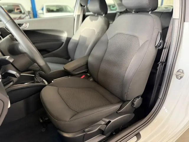 Audi A1 1.2 TFSI Admired 2013 Benzine 7