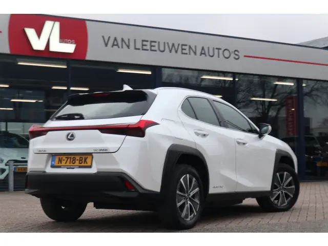 Lexus UX 2