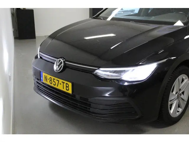 Volkswagen Golf Variant 1.0 TSI Life 2022 Benzine 15