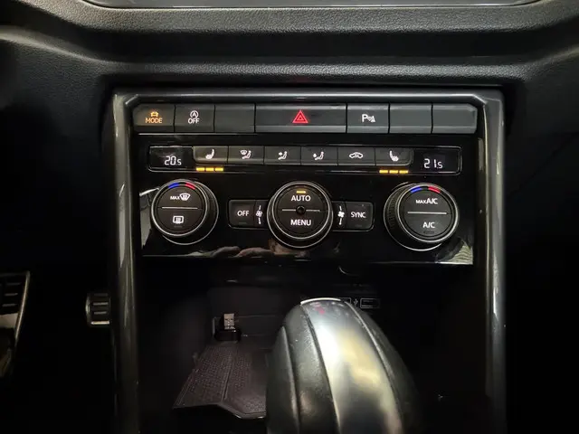 Volkswagen T-Roc 1.5 TSI Sport Business R 2020 Benzine 19