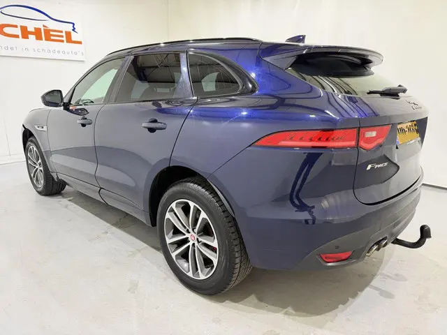 Jaguar F-PACE 2.0d Turbo Portfolio AWD Aut. 2017 Diesel 19