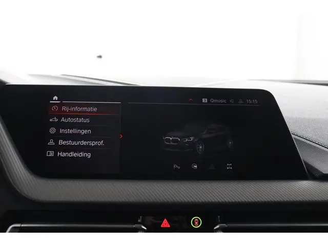 BMW 1 Serie 118i Executive Edition 2021 Benzine 44