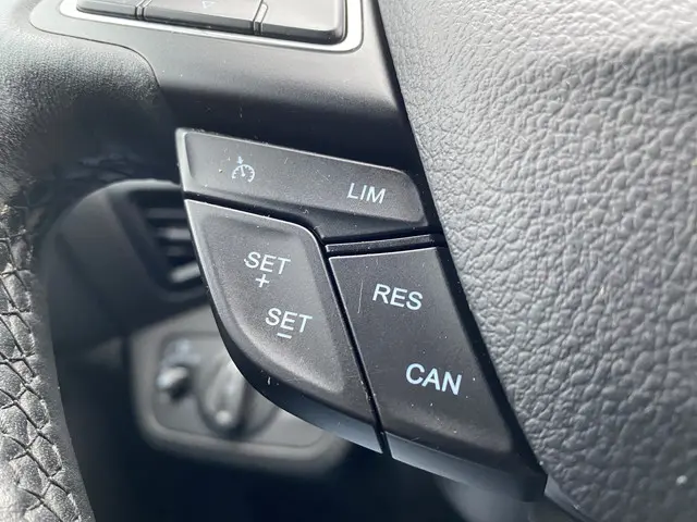 Ford Grand C-Max 1.0 Titanium 2016 Benzine 14