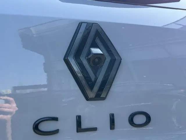 Renault Clio 1.0 TCe 90 GPF esprit Alpine 2025 Benzine 24