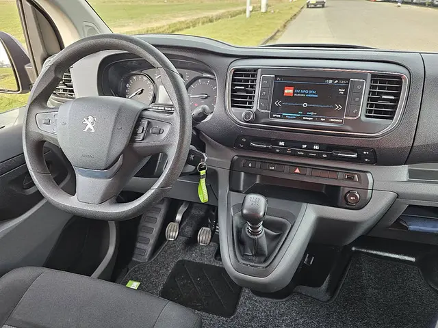 Peugeot Expert 2.0 2022 Diesel 8