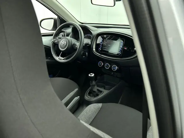 Toyota Aygo X 1.0 VVT-i MT Play 2023 Benzine 15