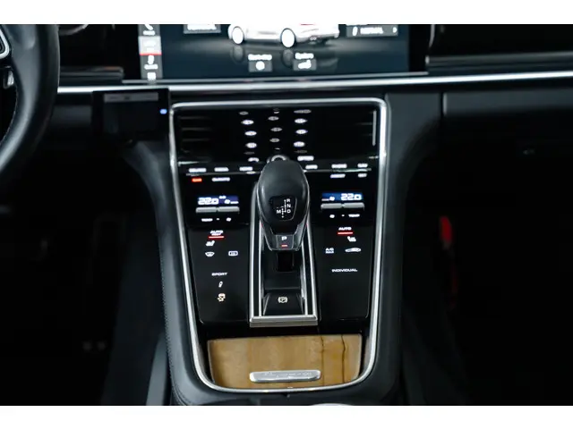 Porsche Panamera Sport Turismo 2.9 4S 2018 Benzine 26