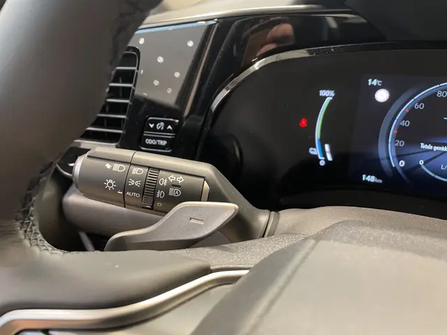 Lexus NX 450h+ AWD Executive Line 2025 Hybride Benzine 13