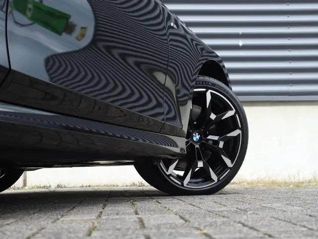 BMW 3 Serie Touring 330e 2025 Hybride Benzine 7