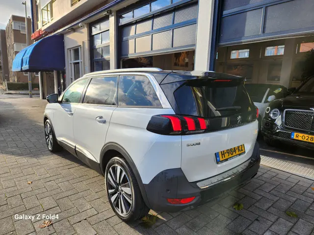 Peugeot 5008 1.2 PureTech Allure 7p 2020 Benzine 4