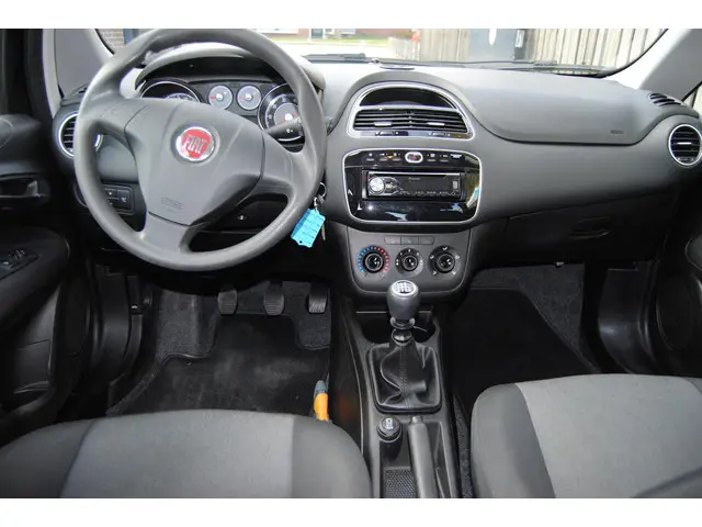 Fiat Punto Evo 0.9 TwinAir Pop 2016 Benzine 9