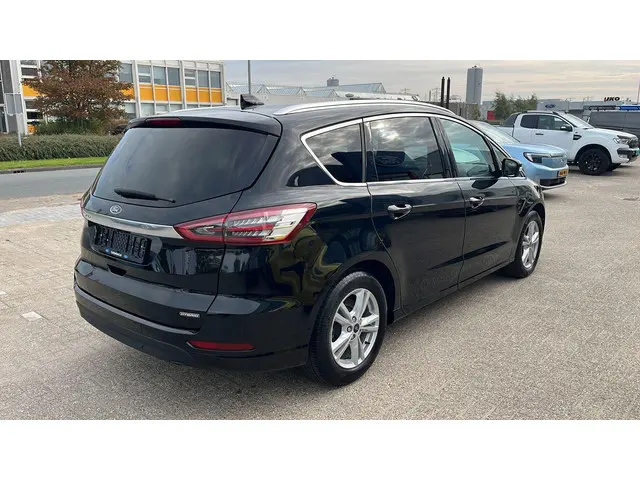 Ford S-Max 2.5 FHEV Titanium 7P 2022 Hybride Benzine 6