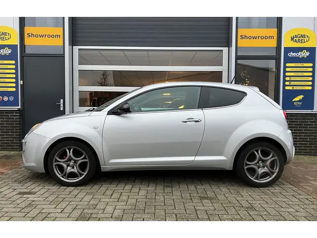 Alfa Romeo MiTo 0.9 TwinAir Esclusivo 2014 Benzine 12