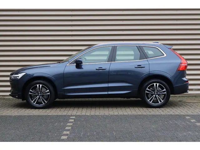 Volvo XC60 T5 Momentum 2019 Benzine 6