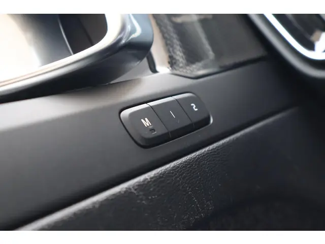 Volvo XC40 T5 Recharge R-Design 2021 Hybride Benzine 7