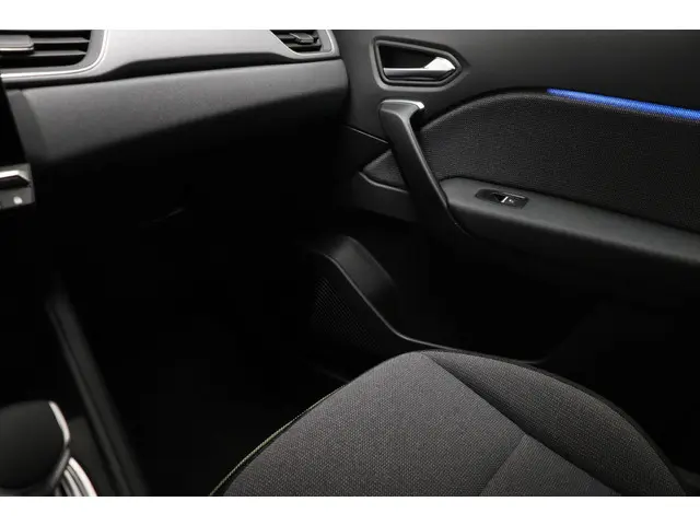 Renault Captur 1.3 mild hybrid 160 techno 2025 Benzine 32