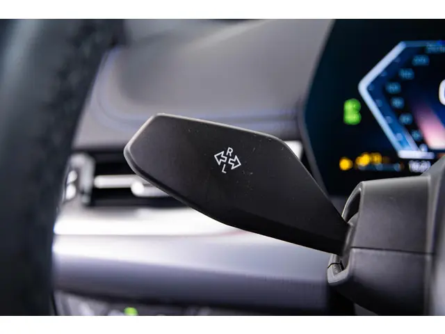 BMW X1 xDrive25e 2024 Hybride Benzine 35