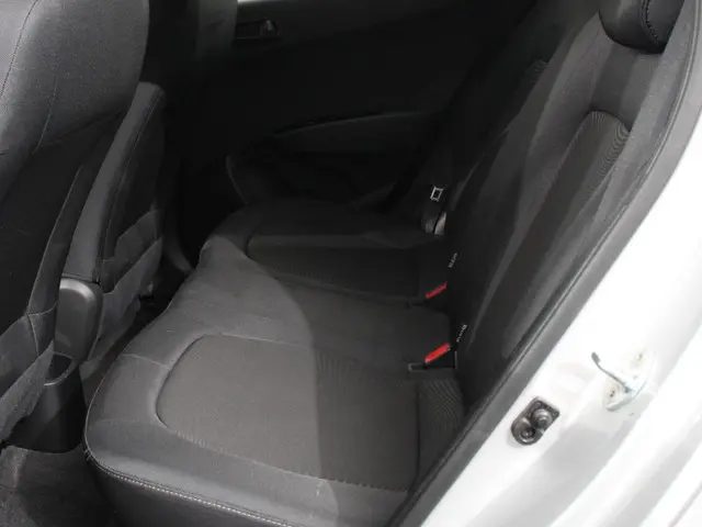 Hyundai i10 1.0i Comfort 2018 Benzine 27