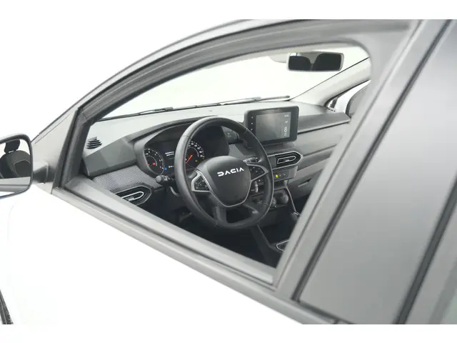 Dacia Sandero TCe 90 CVT Expression 2024 Benzine 22