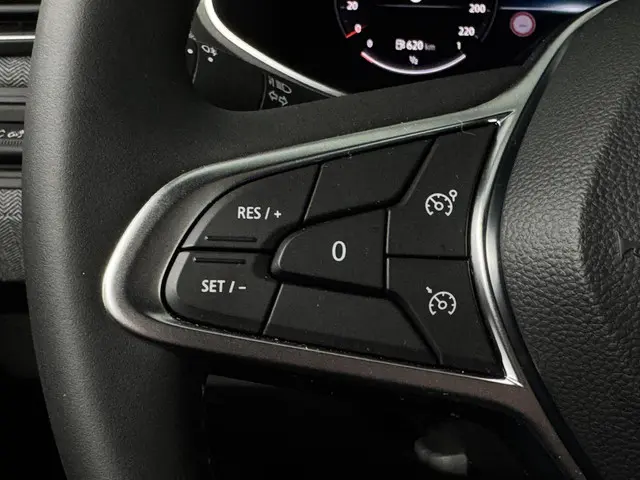 Renault Clio 1.0 TCe 90 GPF techno 2024 Benzine 43