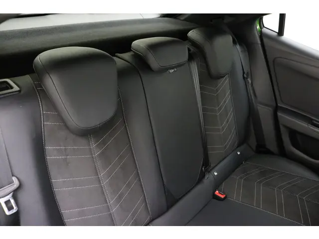Opel Mokka-e Ultimate 50-kWh 11kw bl. 2021 Elektrisch 16