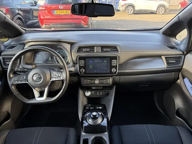 Nissan Leaf N-Connecta 40 kWh 2020 Elektrisch 13